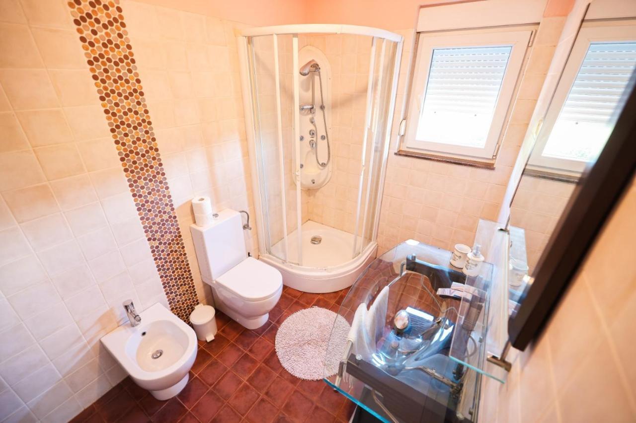 Holiday Home Cvita Sukosan Bagian luar foto