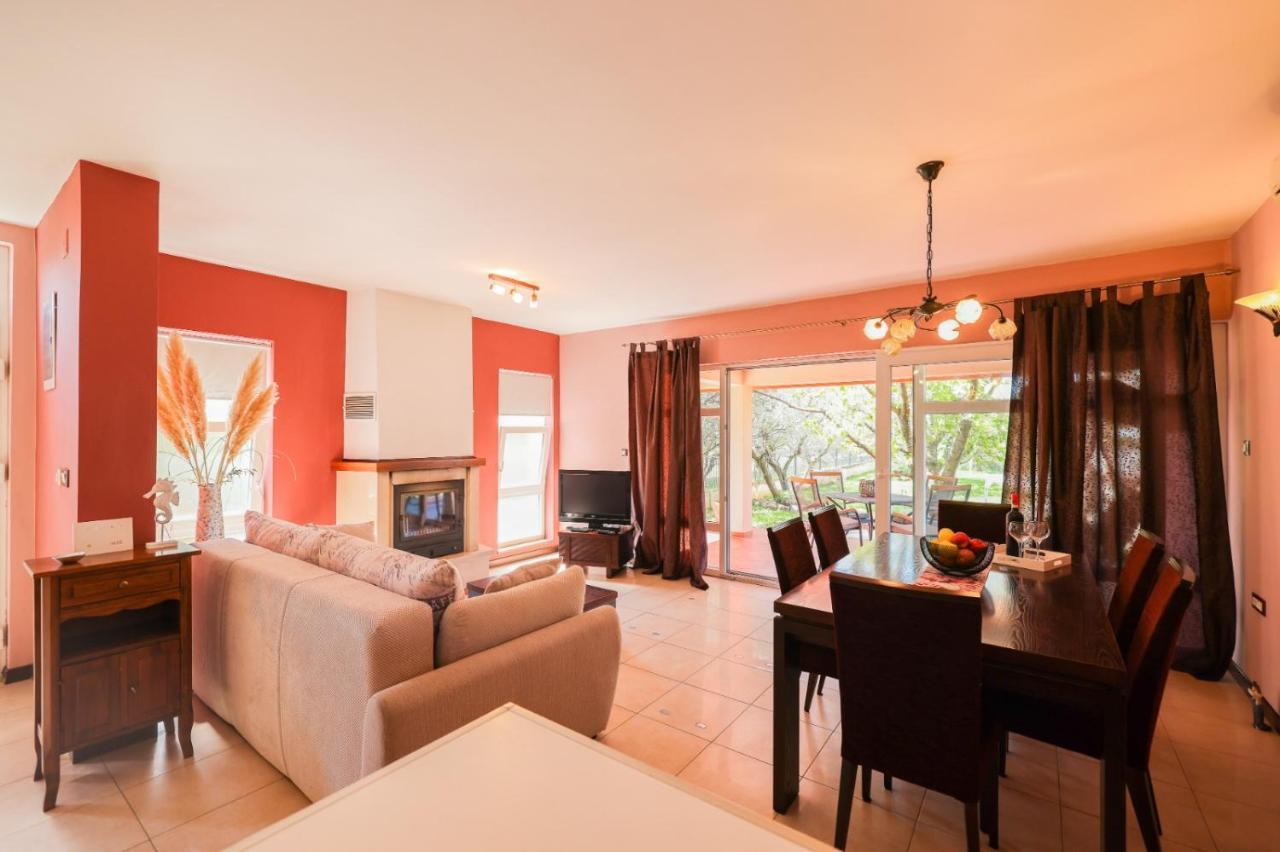 Holiday Home Cvita Sukosan Bagian luar foto